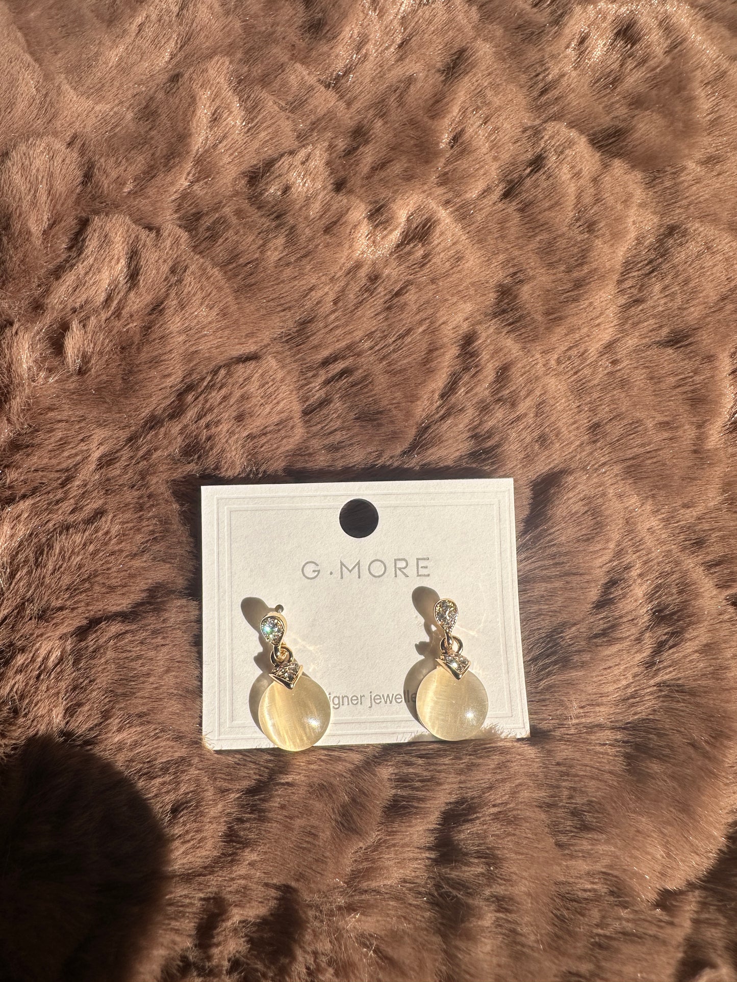 Gold color pearl alloy earring