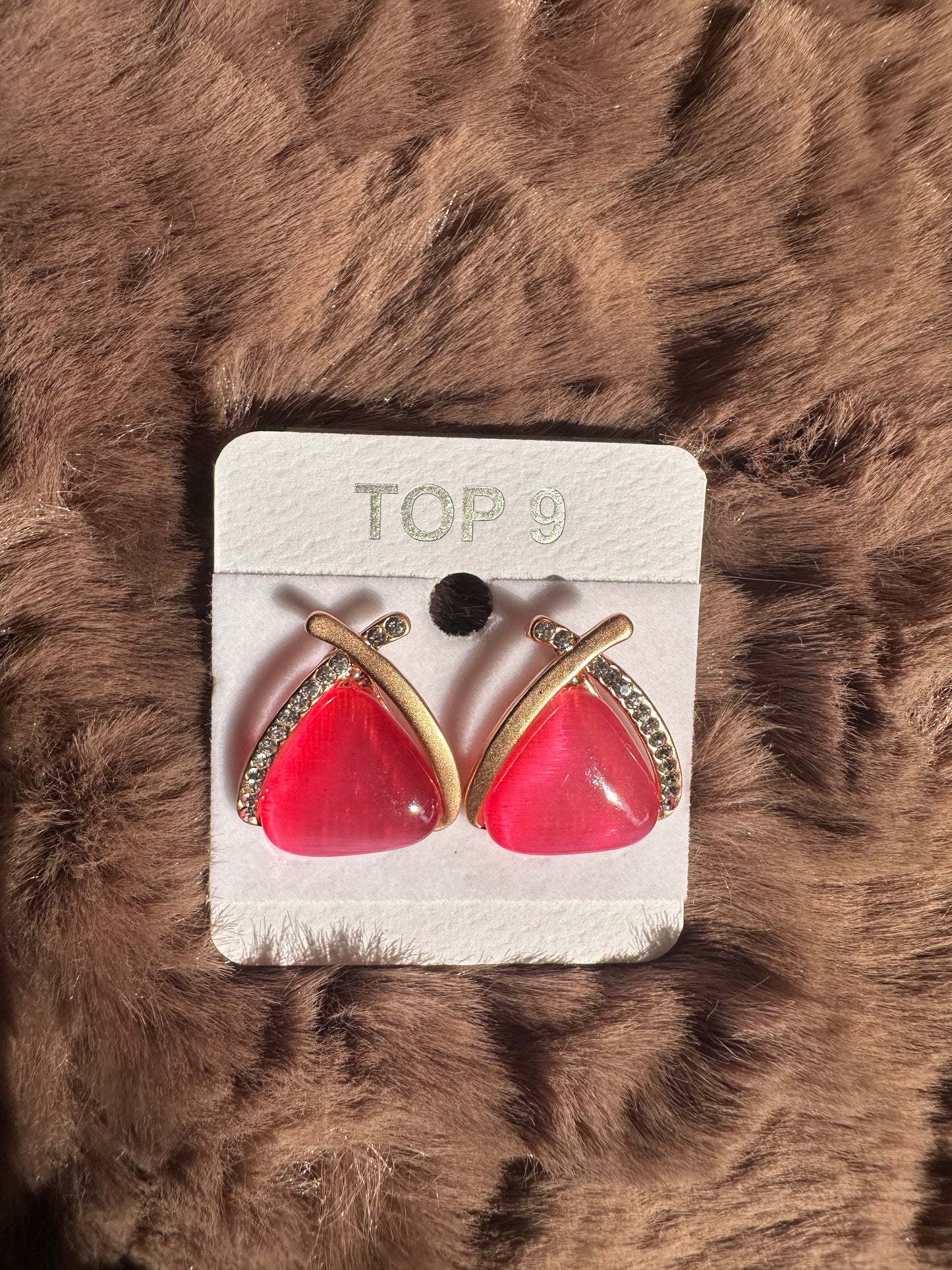 Stunning micro gold earrings in dark pink