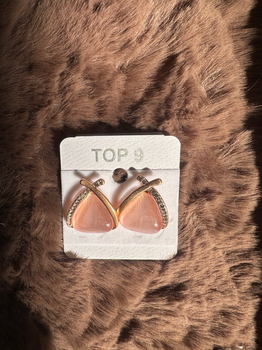Stunning micro gold earrings in light pink