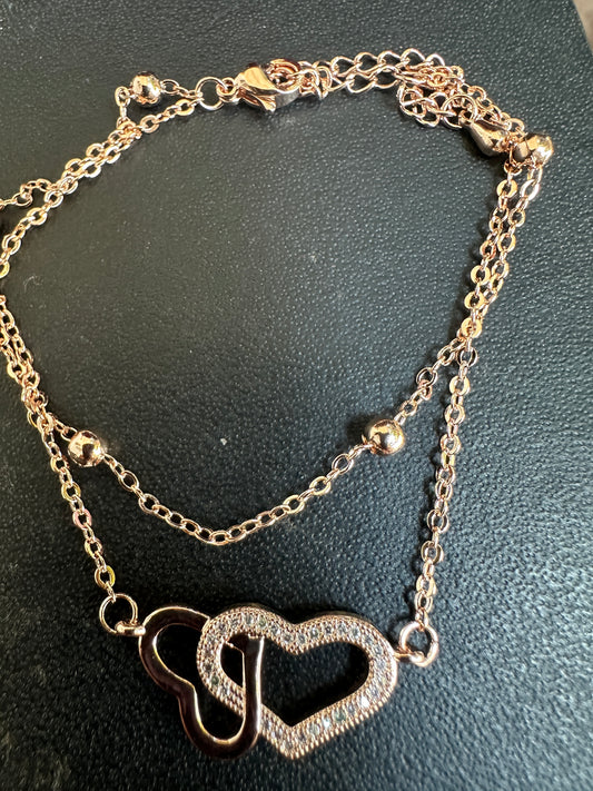 Bracelet with heart design
